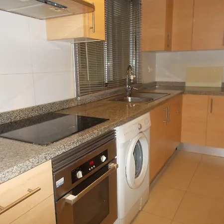 Vesta Ii Apartment *